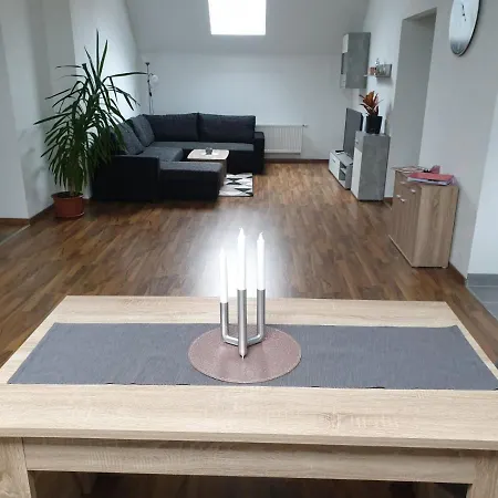 Ferienwohnung Am Herzplatz Lägenhet